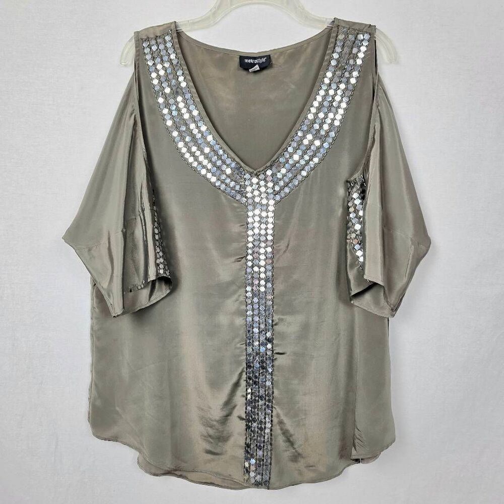 Metrostyle L Taupe Sequin Embellished Blouse Cold Shoulder